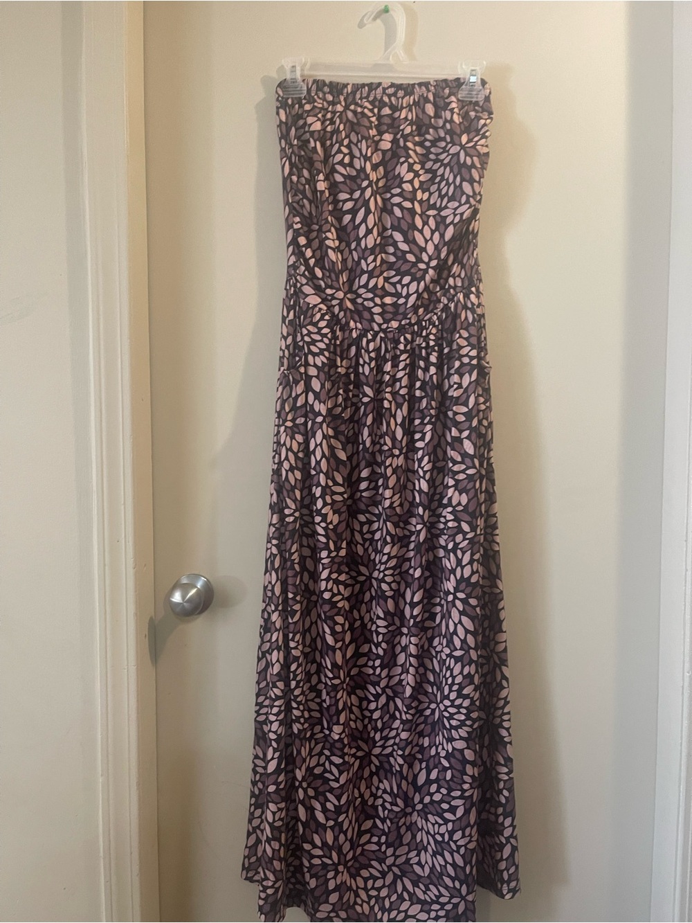 Strapless Pink Leaf-Print Maxi Dress with no hands
